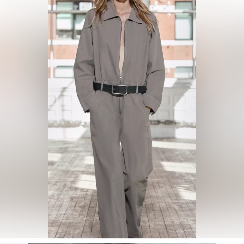 NWT ZARA ZARA LONG BELTED JUMPSUIT
COLLECTION SIZE L
🚨PRICE FIRM NO DISCOUNT - Picture 5 of 13